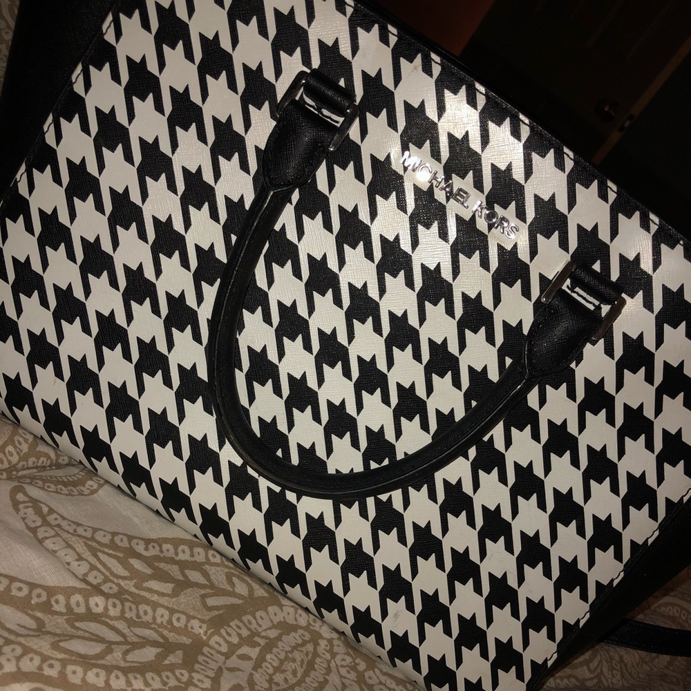 Michael Kors Houndstooth Selma Bag